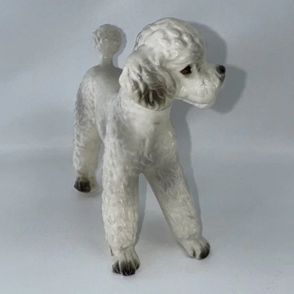 VINTAGE JAPAN BRINN'S White POODLE Porcelain FIGURINE FIGURE 5" tall - Picture 5 of 10